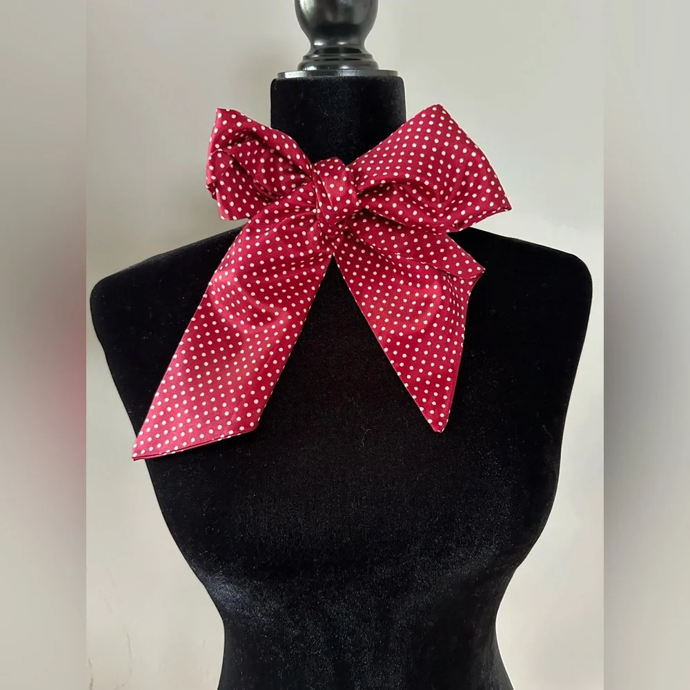 Elegant Red Polka ‎ Scarf